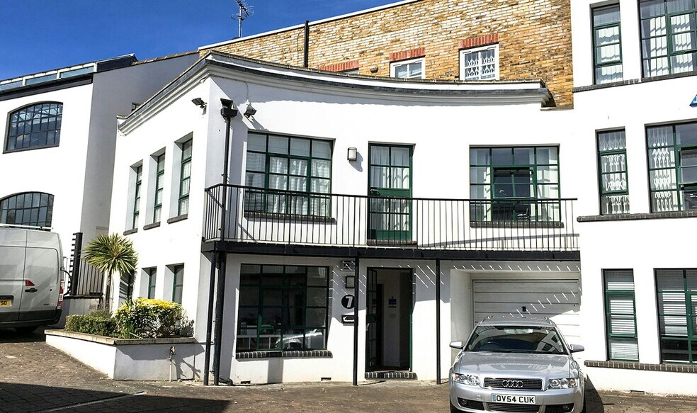 158 Hurlingham Rd, Londres à louer - Photo du bâtiment - Image 1 de 13
