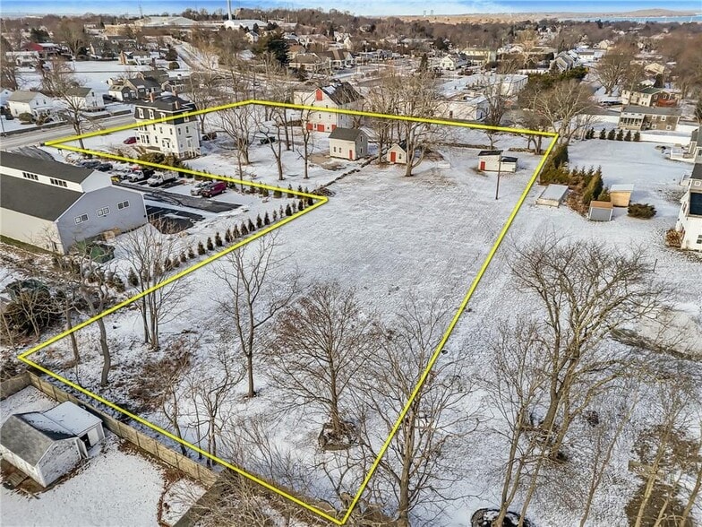 2967 East Main Rd Rd, Portsmouth, RI for sale - Building Photo - Image 3 of 12