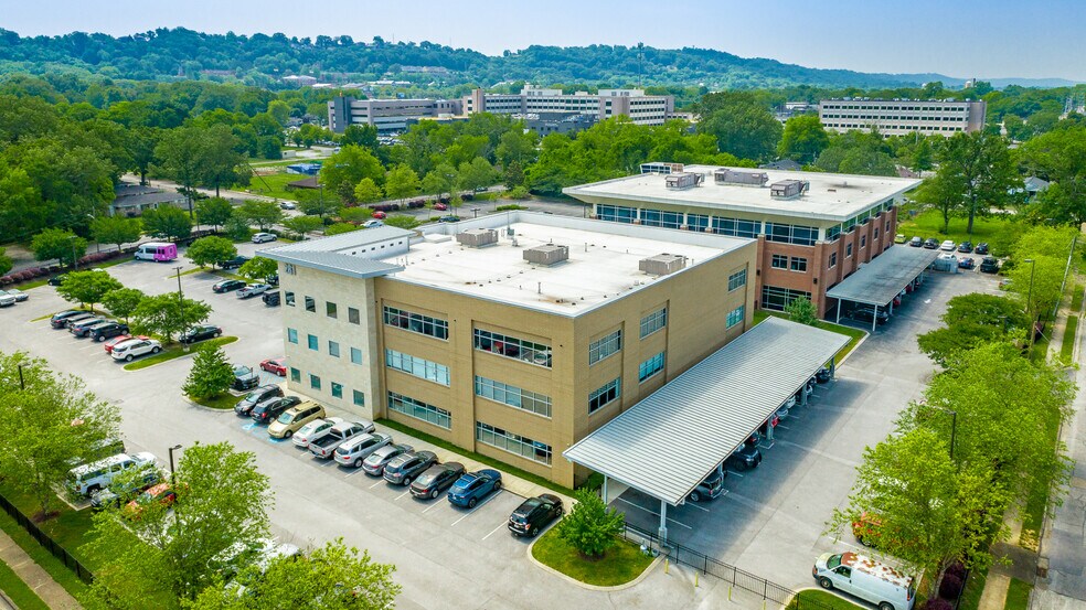 281 N Lyerly St, Chattanooga, TN à louer - Photo du bâtiment - Image 3 de 22