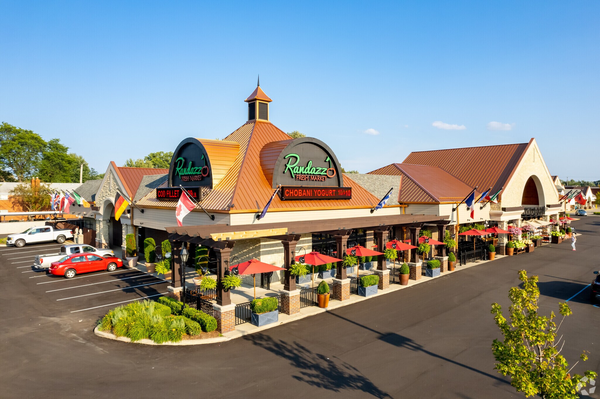 36570-36830 Garfield Rd, Clinton Township, MI à louer Photo du bâtiment- Image 1 de 22