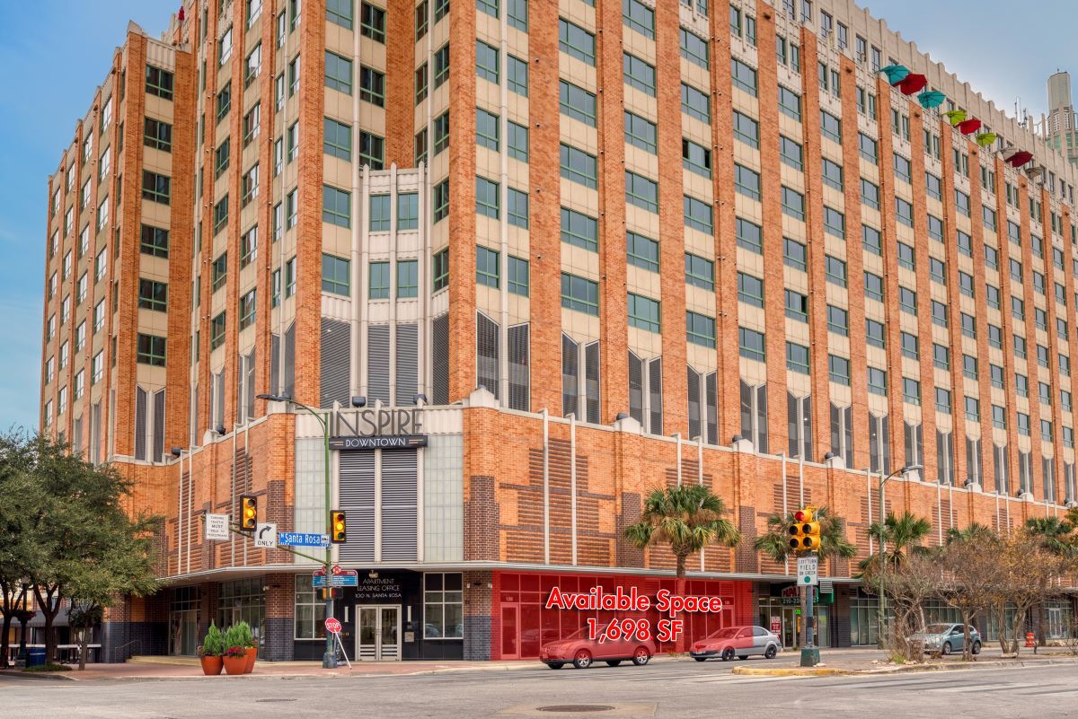 100 N Santa Rosa St, San Antonio, TX à louer Photo du bâtiment- Image 1 de 48