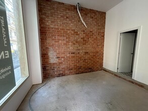 Office/Retail in Barcelona, Barcelona for lease Interior Photo- Image 1 of 6