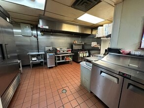 844 Secretary Dr, Arlington, TX à louer Photo intérieure- Image 1 de 10