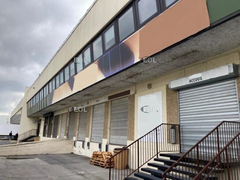 Industrial in Vitry-sur-Seine for lease - Building Photo - Image 3 of 7