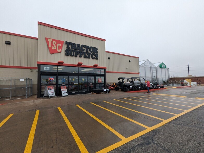 2901 Southwest Blvd, San Angelo, TX à louer - Photo du bâtiment - Image 3 de 6