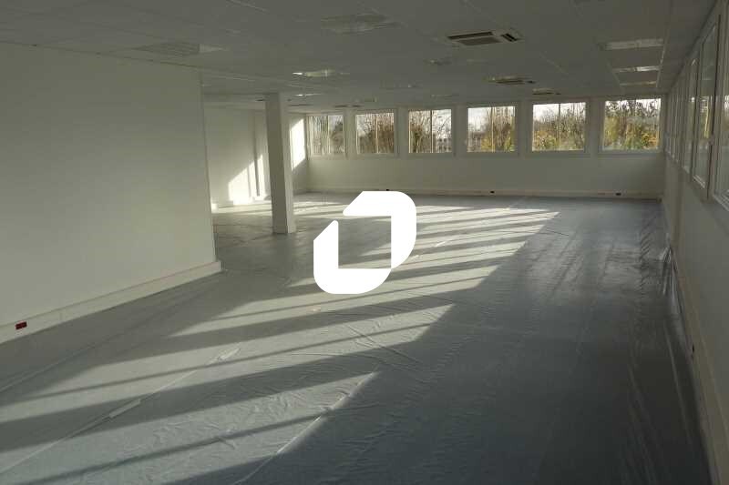 8 Avenue Leon Harmel, Antony for lease - Interior Photo - Image 3 of 4