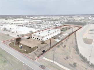 Plus de détails pour 4901 Parker Henderson Rd, Fort Worth, TX - Industriel à louer