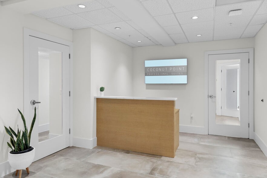 23160 Fashion Dr, Estero, FL à louer - Photo intérieure - Image 2 de 15