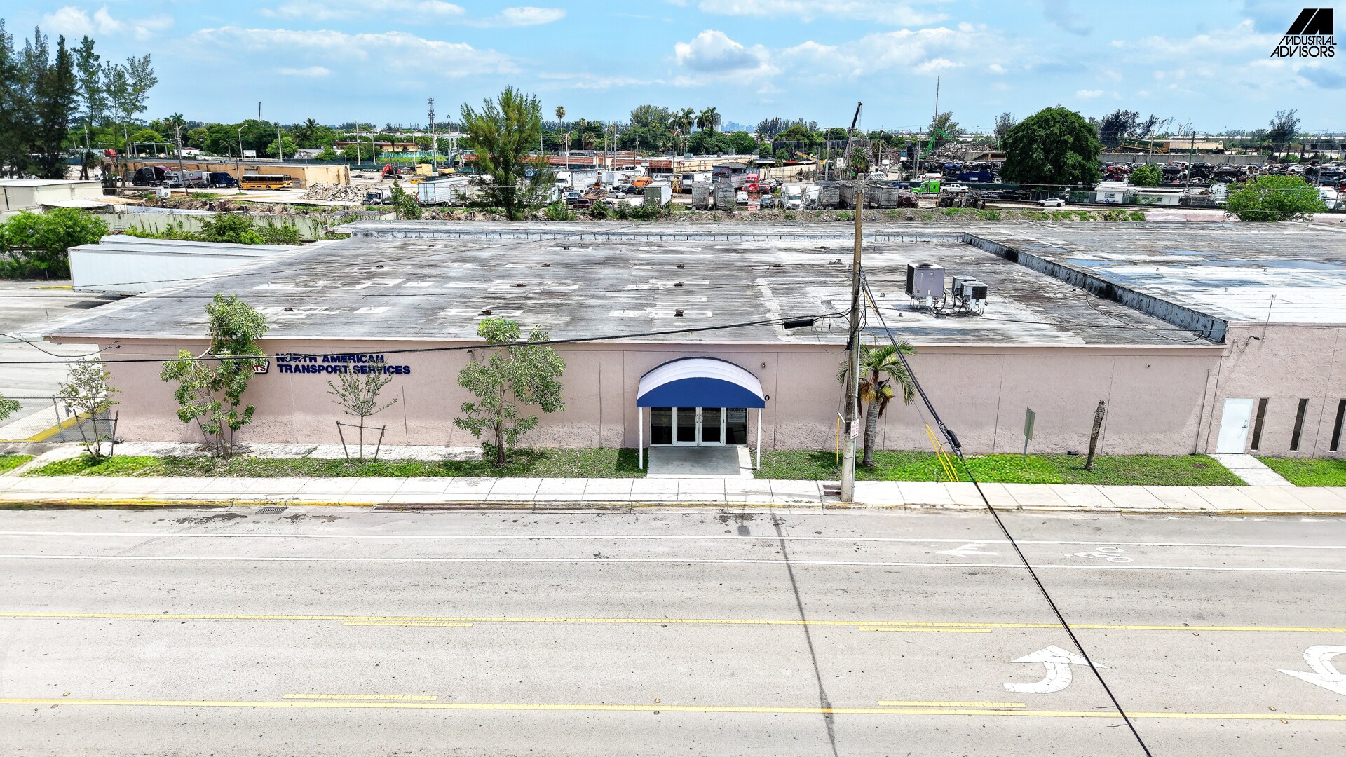 160 Ali Baba Ave, Opa-locka, FL à louer Photo du bâtiment- Image 1 de 5