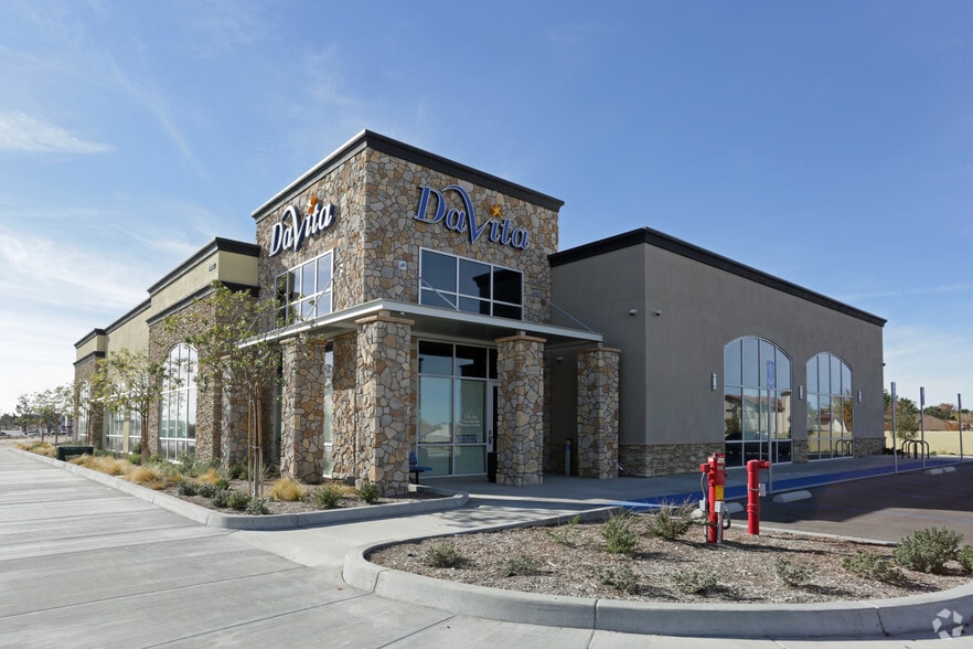 15002 Amargosa Rd, Victorville, CA for sale - Primary Photo - Image 1 of 9