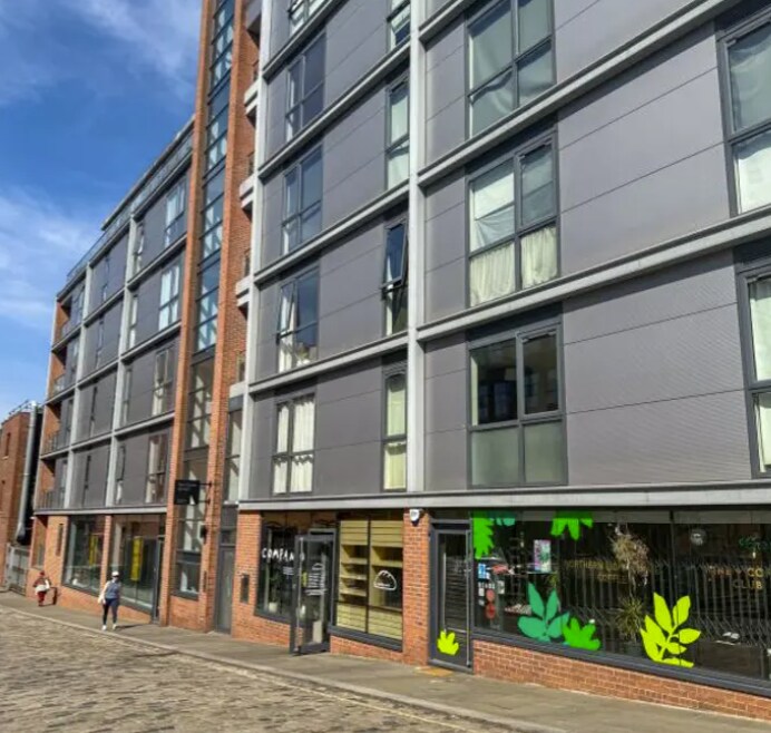 35 Radium St, Manchester à louer Photo principale- Image 1 de 2