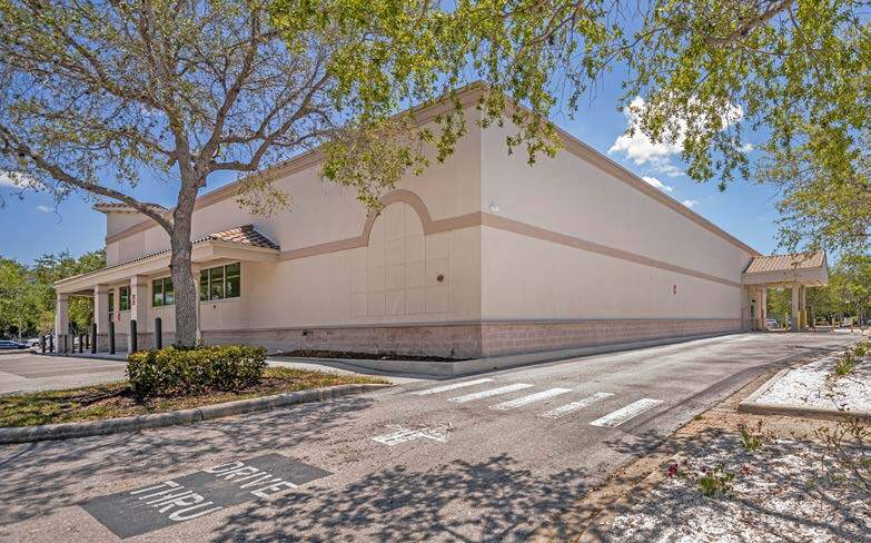 3550 Fruitville Rd, Sarasota, FL à louer - Photo du bâtiment - Image 2 de 10