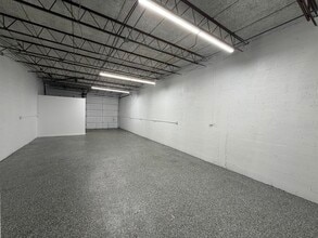 2621-2629 NE 5th Ave, Pompano Beach, FL for lease Interior Photo- Image 2 of 6