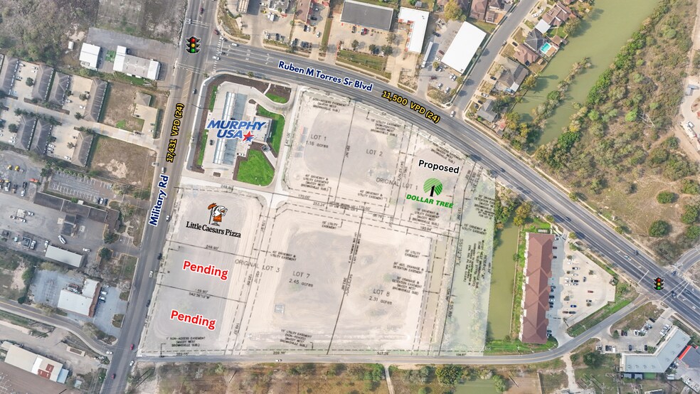 NEC of Ruben M Torres Sr & US-281 blvd, Brownsville, TX à vendre - Photo du bâtiment - Image 2 de 5