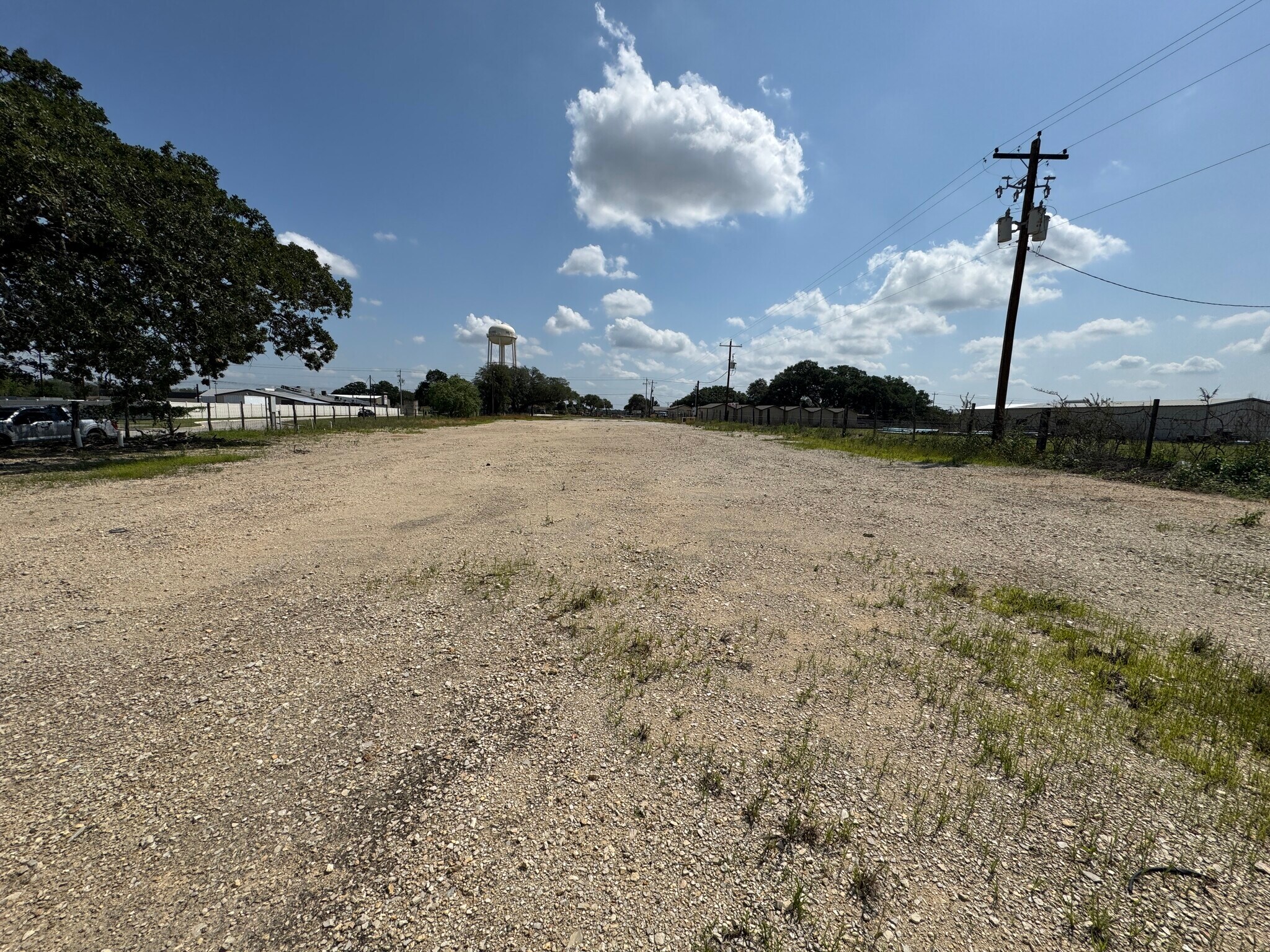 6647 US Highway 181 N, Floresville, TX à vendre Photo principale- Image 1 de 7