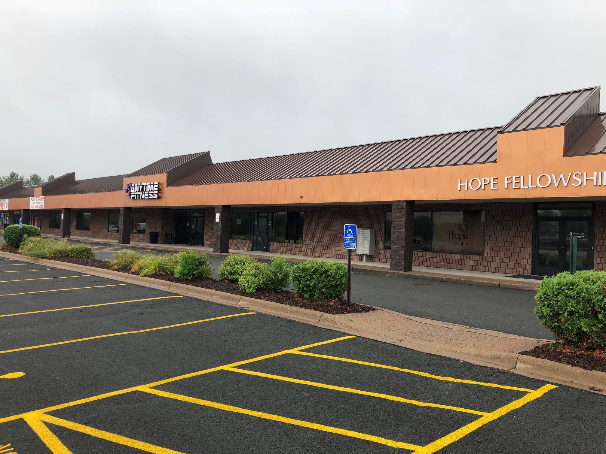 5900-6010 NW 167th Ave, Ramsey, MN à vendre Photo du bâtiment- Image 1 de 4