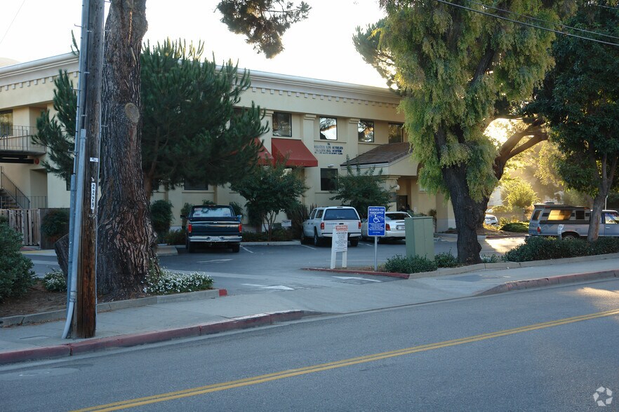 1288 Morro St, San Luis Obispo, CA à louer - Photo du bâtiment - Image 2 de 8