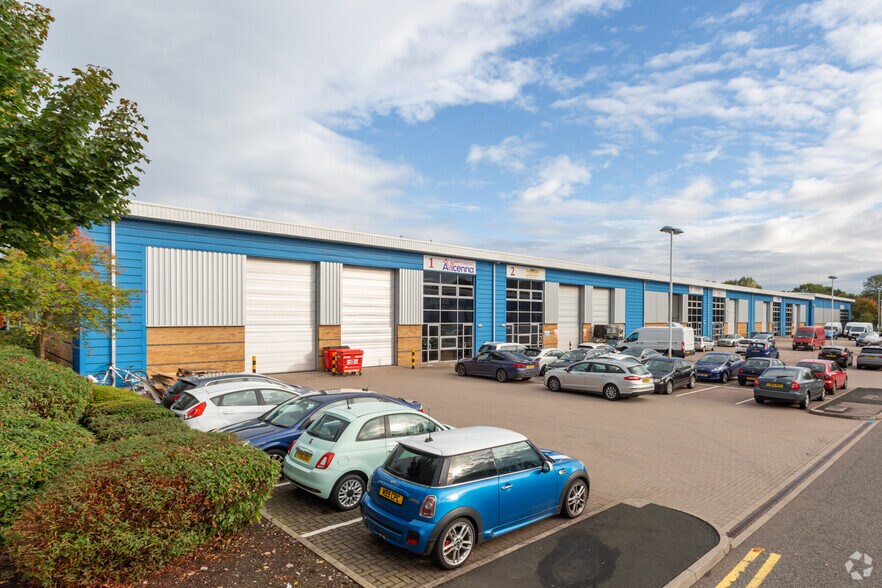 Nash Rd, Redditch à louer - Photo du bâtiment - Image 2 de 2