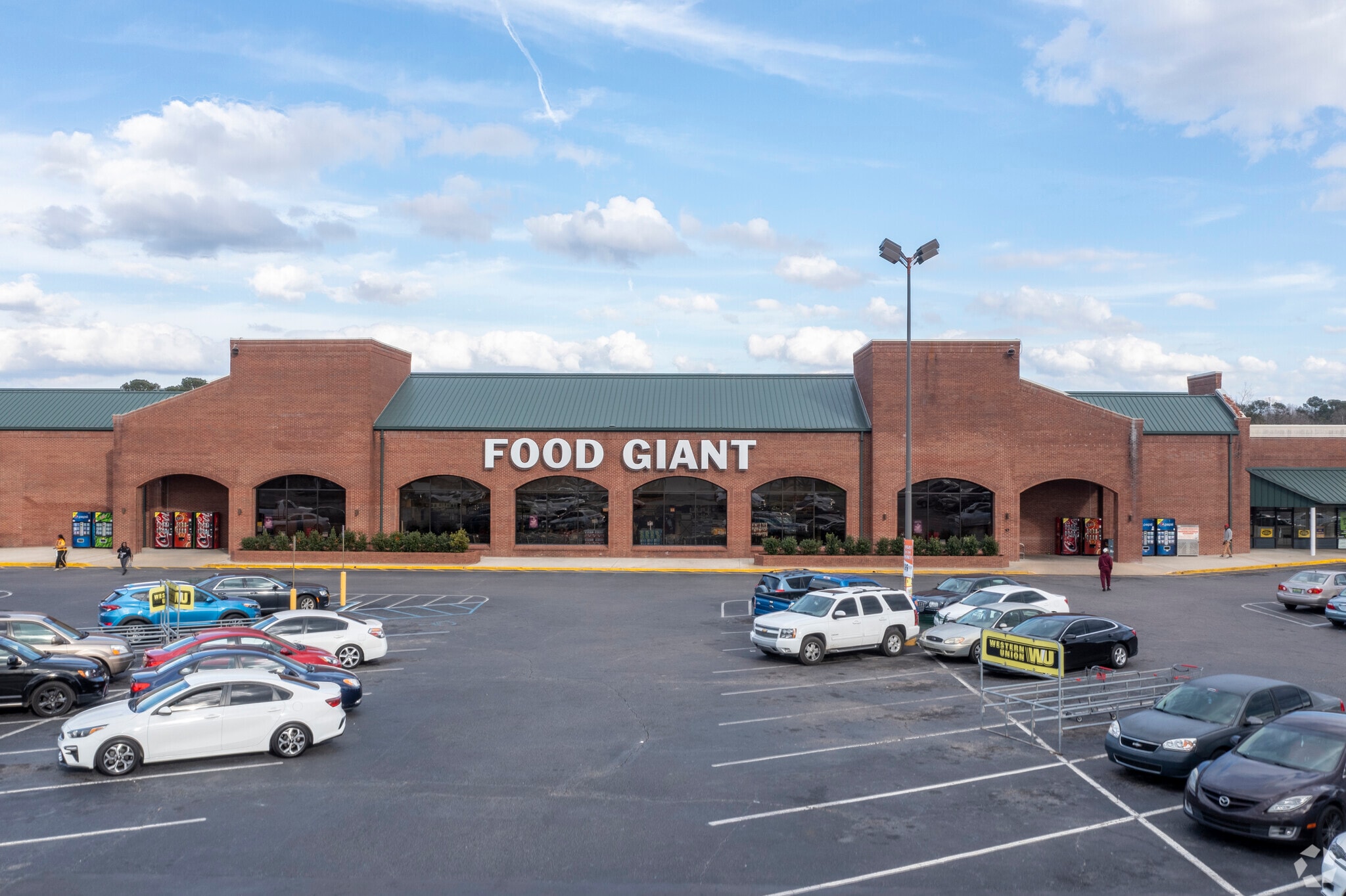 1671-1691 Center Point Pky, Birmingham, AL for lease Primary Photo- Image 1 of 52