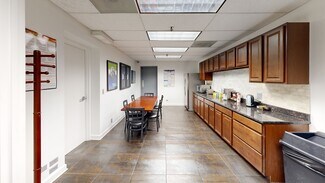 Plus de détails pour 3501 Woodhead Dr, Northbrook, IL - Industriel à louer