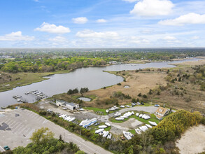 300 Pine Neck Ave, East Patchogue, NY - Aérien  Vue de la carte - Image1