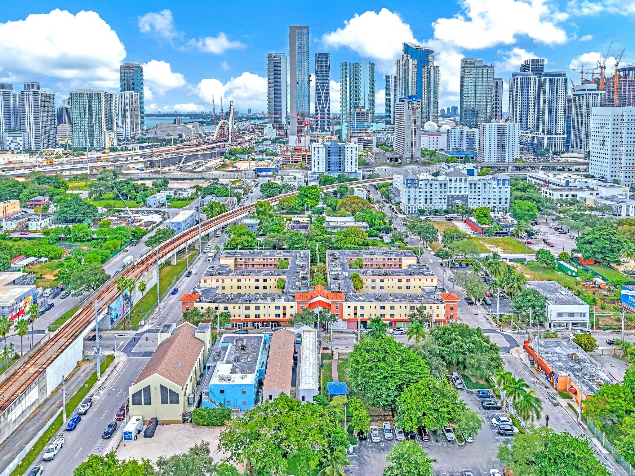 268 NW 11th St, Miami, FL à louer Photo principale- Image 1 de 7