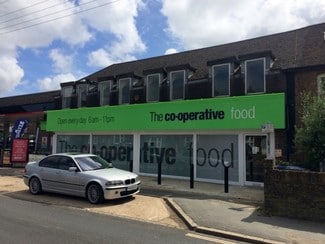 Plus de détails pour 104 Franklynn Rd, Haywards Heath - Commerce de détail à vendre