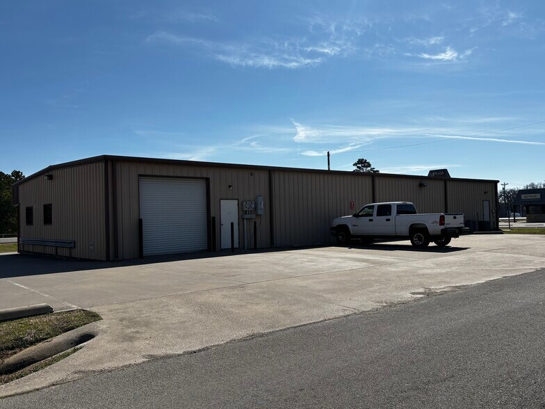 5315 US Highway 377 S, Aubrey, TX à louer - Photo du bâtiment - Image 3 de 14
