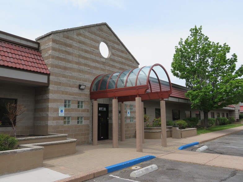 123 W Nye Ln, Carson City, NV for lease - Building Photo - Image 1 of 12