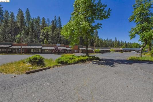 18713 Tiffeni Dr, Twain Harte, CA à vendre - Photo du bâtiment - Image 1 de 1