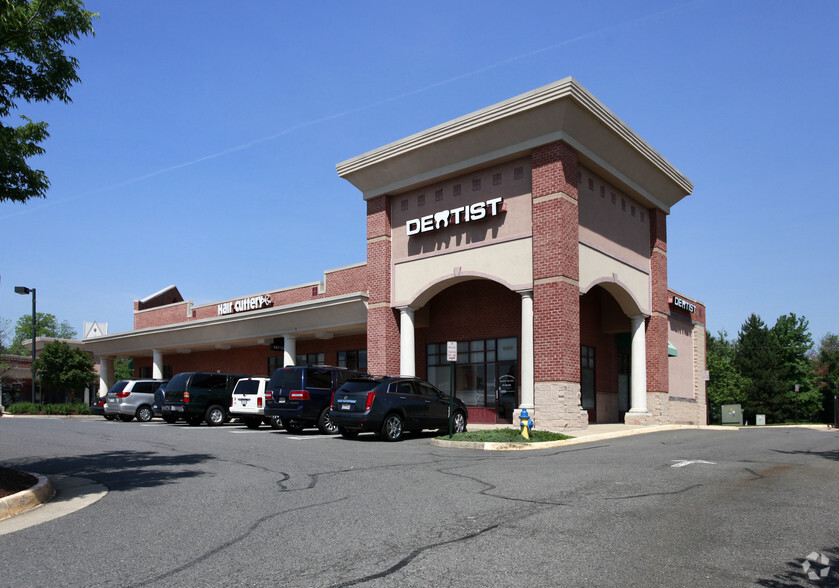 10068-10076 Dumfries Rd, Manassas, VA for lease - Building Photo - Image 3 of 4