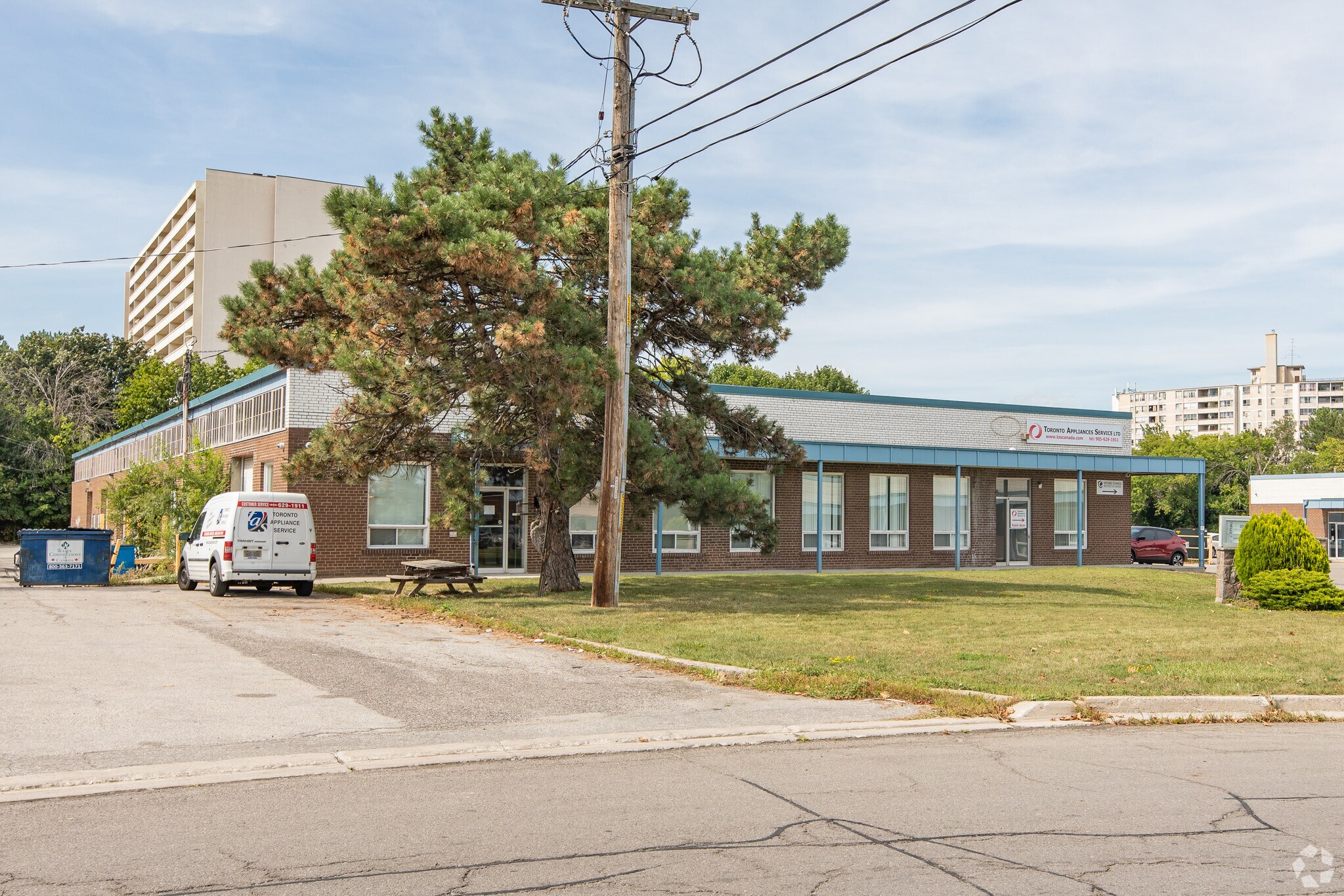 3289 Lenworth Dr, Mississauga, ON à louer Photo principale- Image 1 de 6