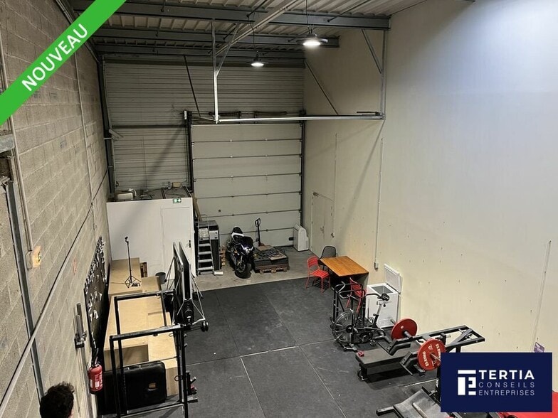 Flex in Montpellier for lease - Interior Photo - Image 2 of 3