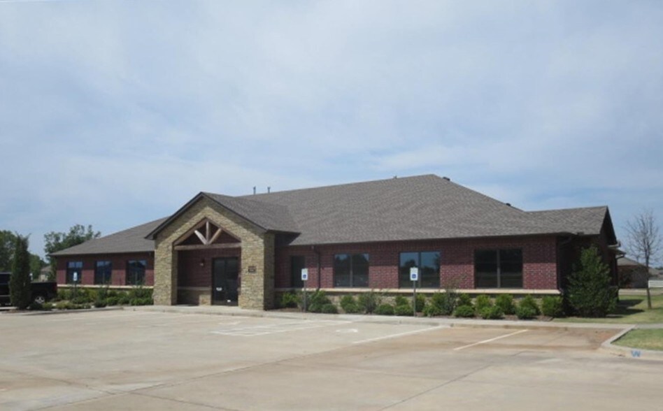 2220 NW 164th St, Edmond, OK à vendre - Photo du bâtiment - Image 3 de 118