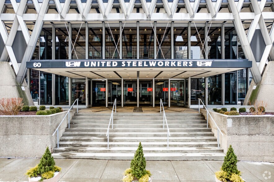 60 Boulevard of the Allies, Pittsburgh, PA à louer - Photo du bâtiment - Image 3 de 4