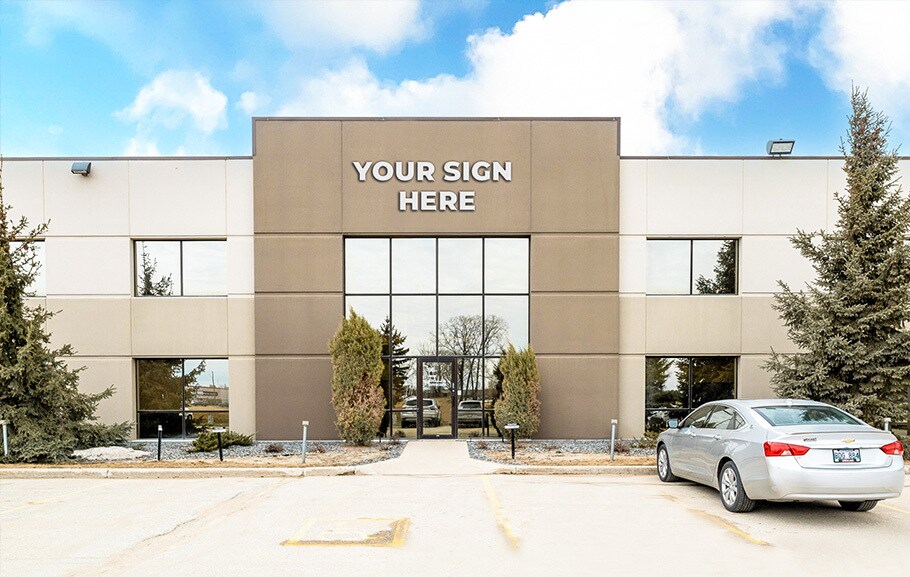 96 Nature Park Way, Winnipeg, MB for sale Primary Photo- Image 1 of 1