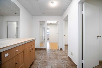 16138 84th Ave, Surrey, BC à louer Photo intérieure- Image 2 de 8