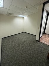 5959 Westheimer Rd, Houston, TX for lease Interior Photo- Image 2 of 3