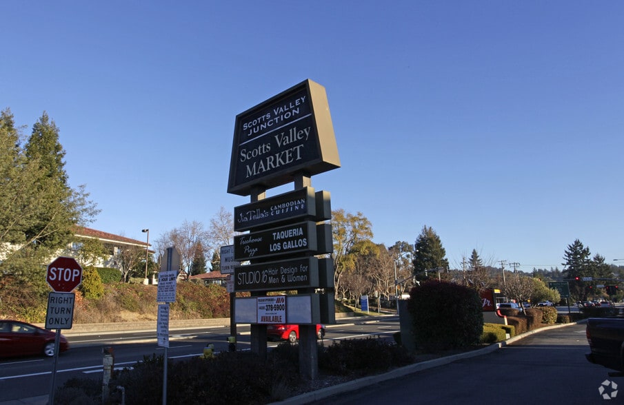 14 Victor Sq, Scotts Valley, CA à louer - Photo du bâtiment - Image 2 de 3