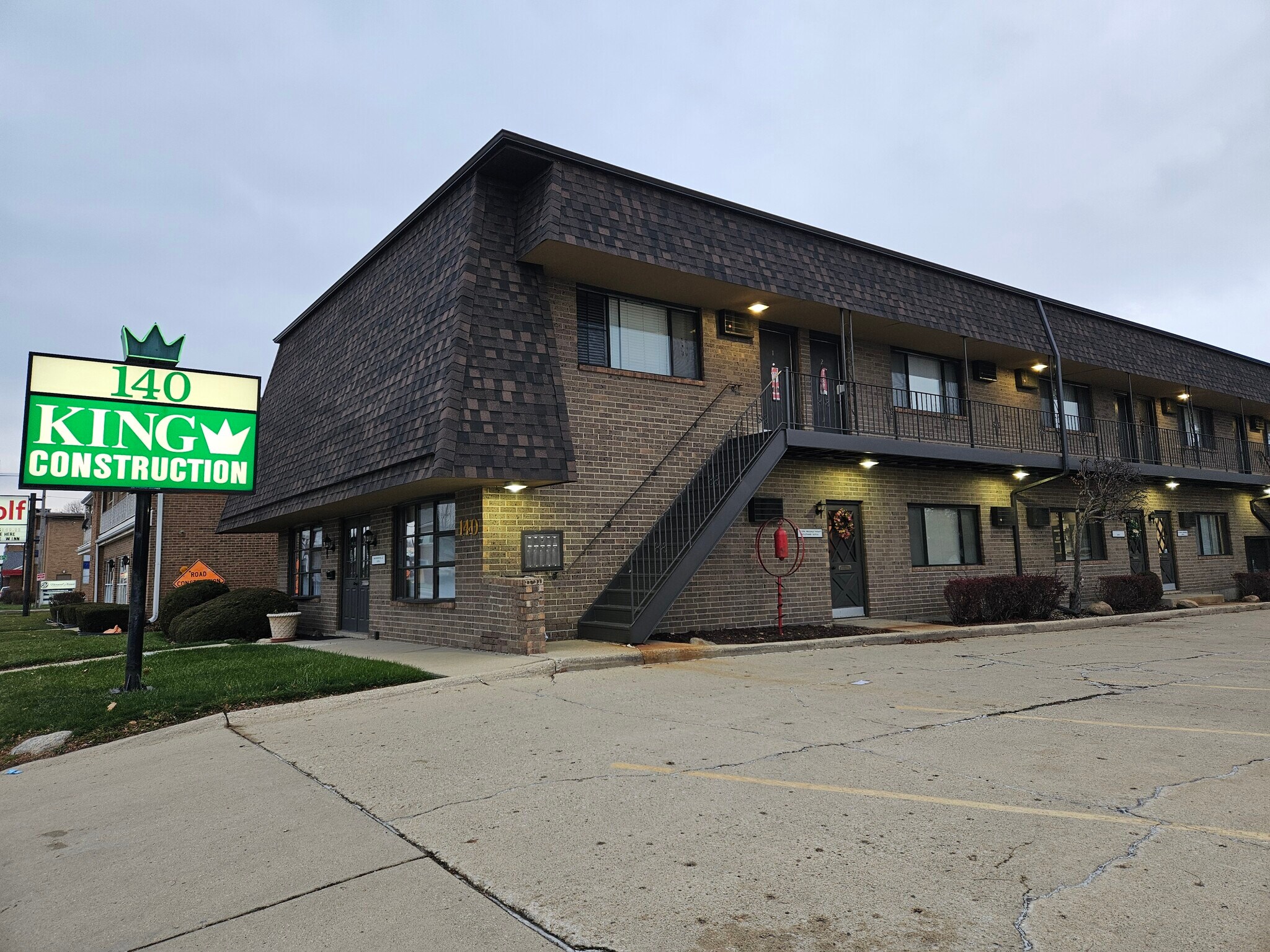 140 W Saint Charles Rd, Villa Park, IL à louer Photo du bâtiment- Image 1 de 14