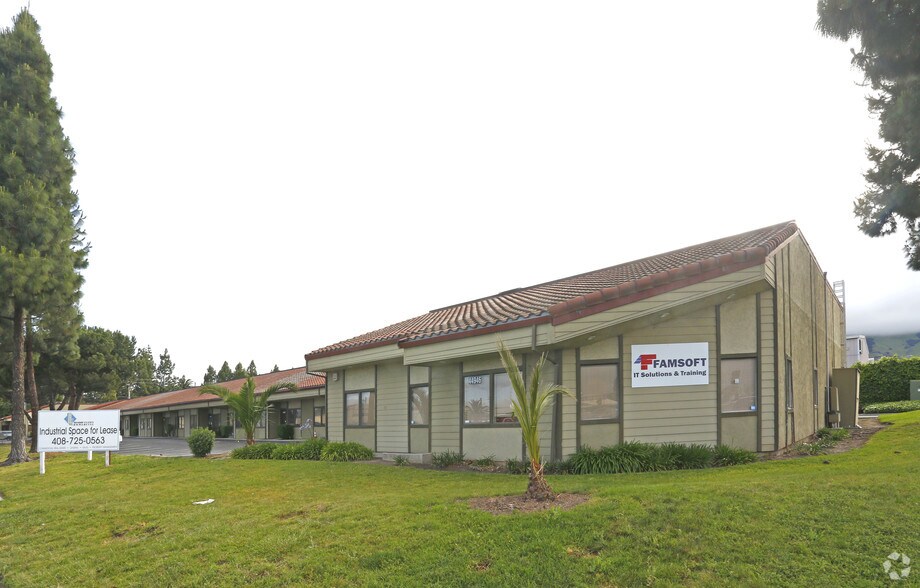 44800-44998 Osgood Rd, Fremont, CA à louer - Photo du bâtiment - Image 3 de 6
