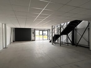 De Havilland Rd, Clyst Honiton for lease Interior Photo- Image 1 of 2