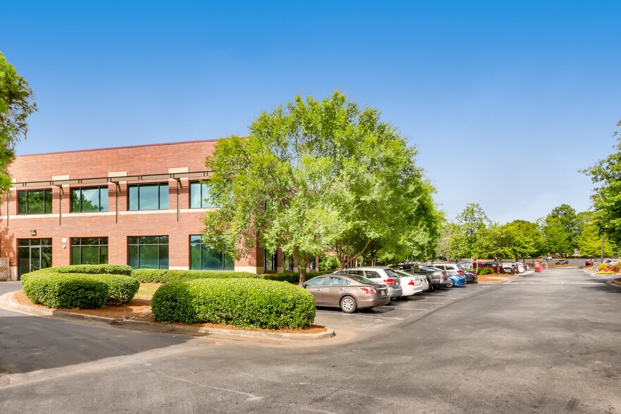 81 Upper Riverdale Rd, Riverdale, GA à louer - Photo du bâtiment - Image 2 de 10