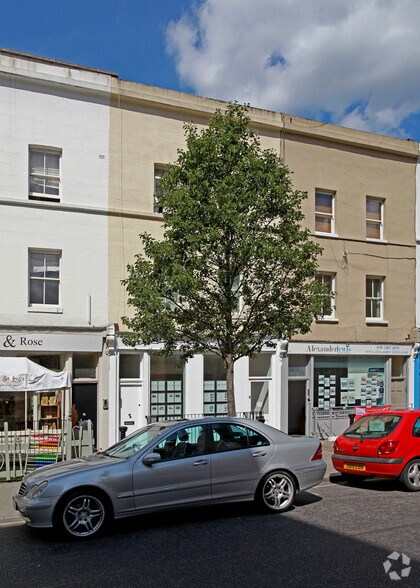 56 Pembroke Rd, Londres à vendre - Photo du bâtiment - Image 2 de 2