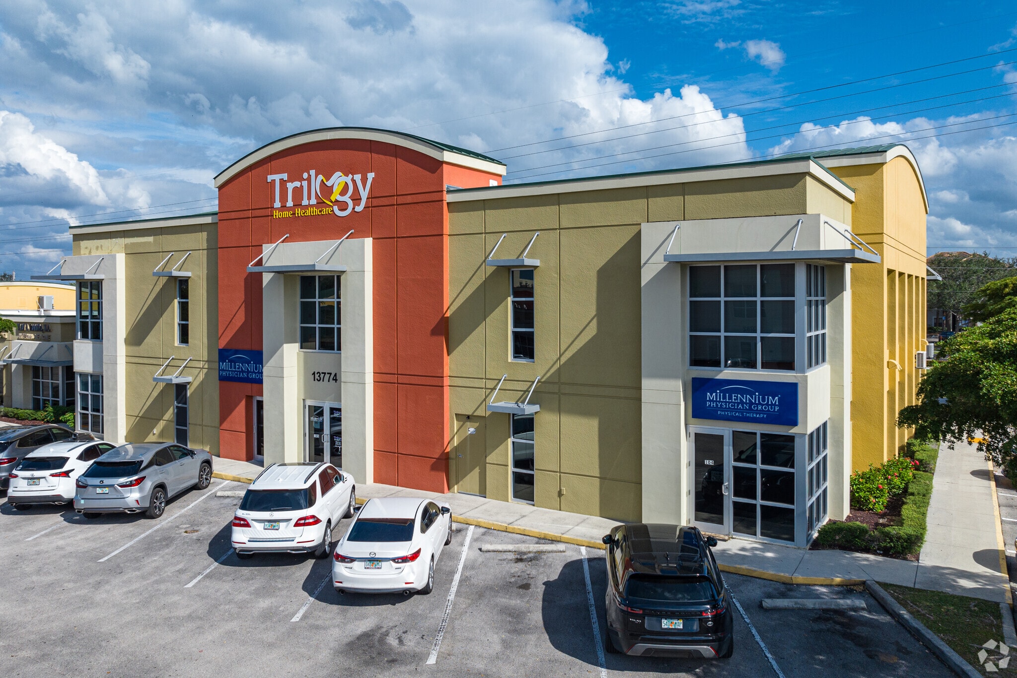 13774 Plantation Rd, Fort Myers, FL for lease Primary Photo- Image 1 of 37