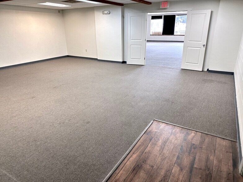 120-206 N Main St, Chiefland, FL à louer - Photo du bâtiment - Image 2 de 13