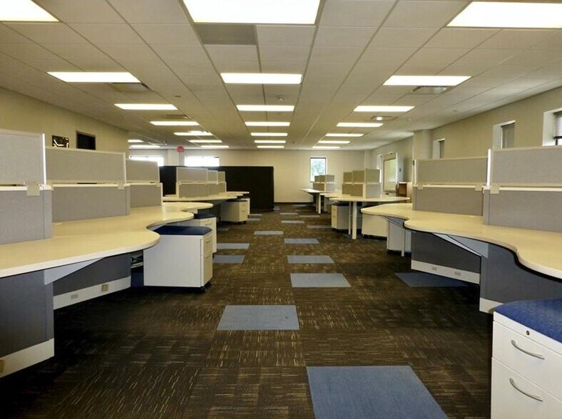 4736 Penn Ave, Pittsburgh, PA à louer - Photo intérieure - Image 3 de 8