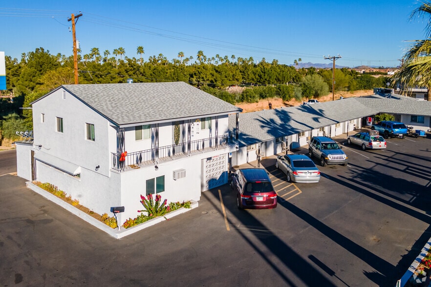 8008 E Main St, Mesa, AZ à vendre - Photo du bâtiment - Image 1 de 121