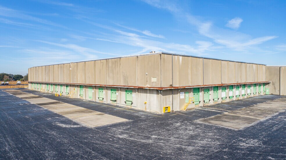 6045 SE 83rd St, Ocala, FL à louer - Photo du bâtiment - Image 2 de 13