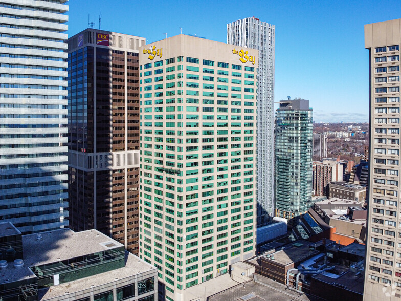 2 Bloor St E, Toronto, ON for lease - Primary Photo - Image 1 of 9